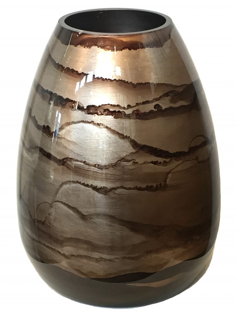Graff.Large Egg Vase Smoke
